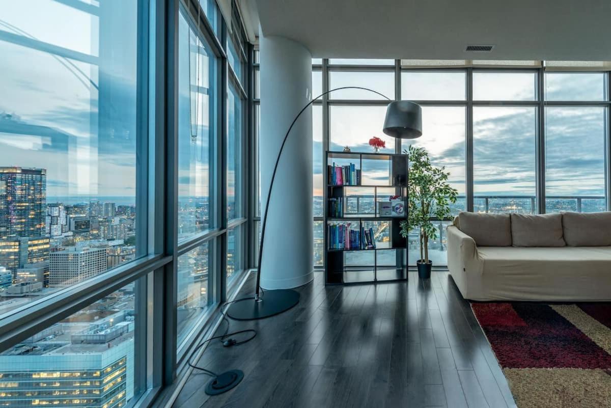 Great View High Rise In Central Toronto Esterno foto