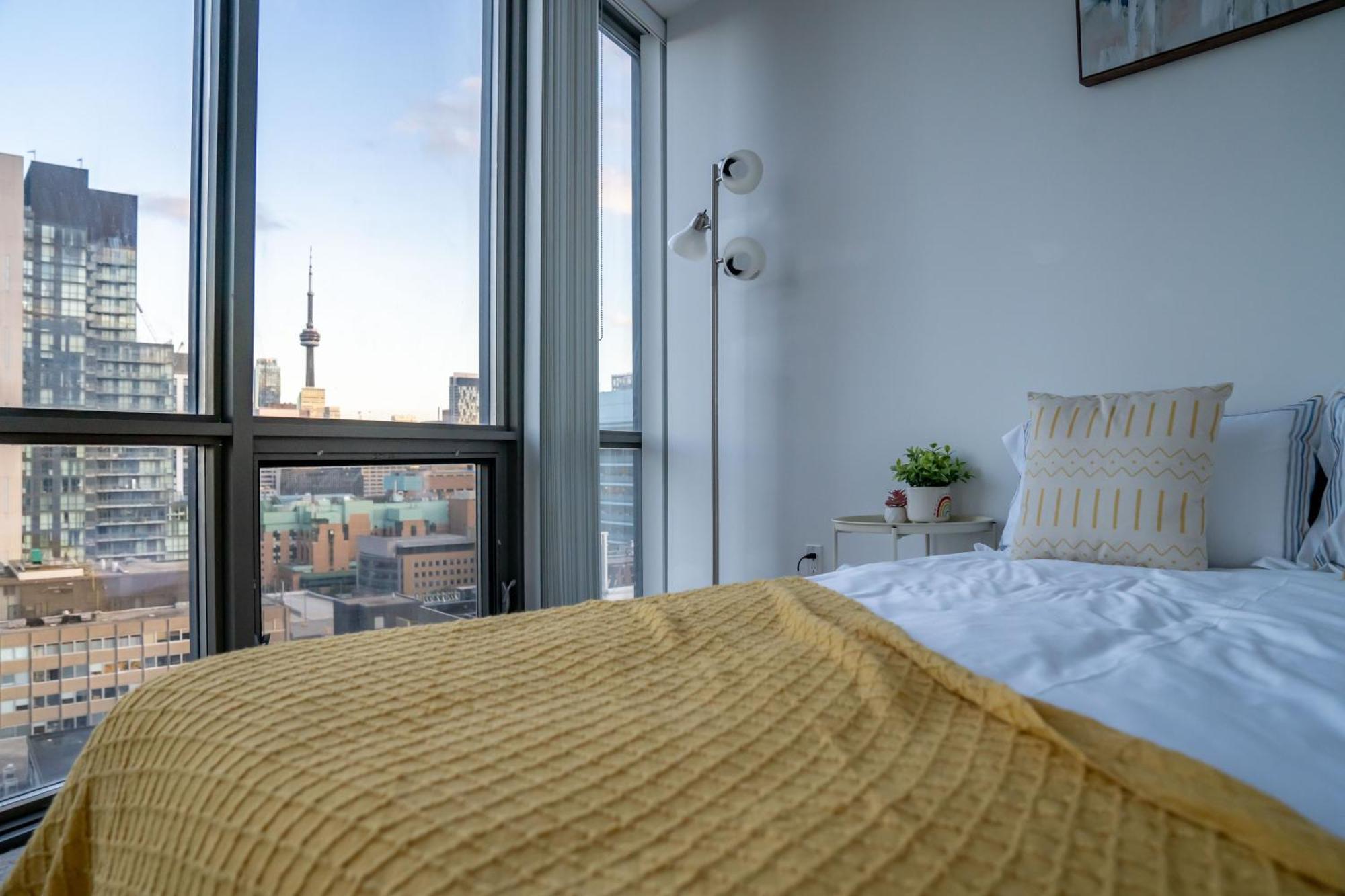 Great View High Rise In Central Toronto Esterno foto